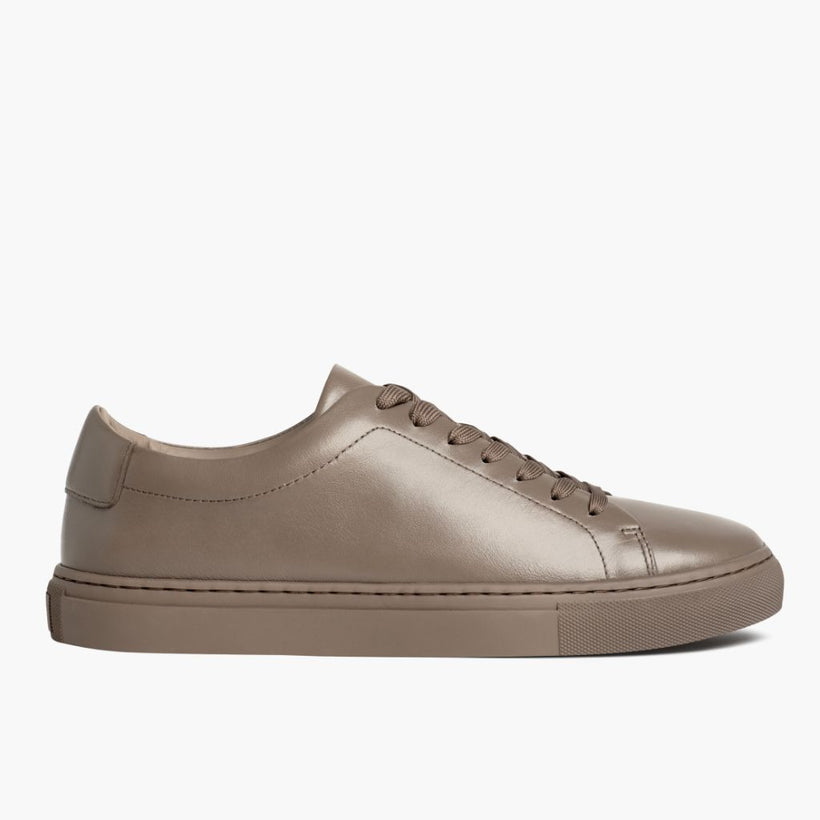 Classic Full-Grain leather Sneakers - Goodyear Welt Construction & Front Toe Box Detail
