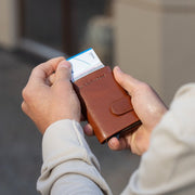 Portland Full-Grain Leather Card Holder – alternate product view 2