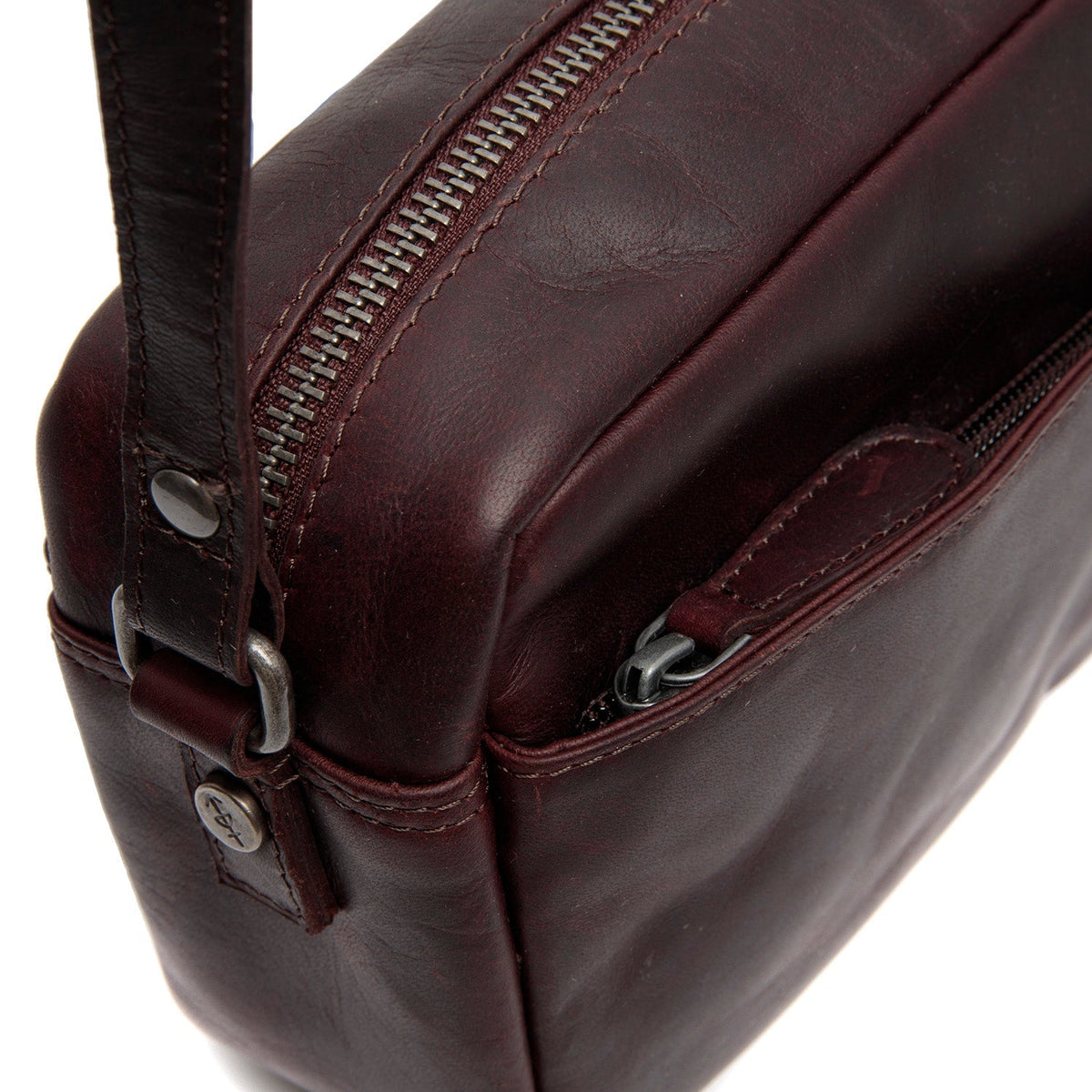 Brown Leather Crossbody Bag Arona, detail view 1