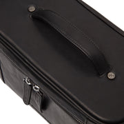 Close-Up Detail of Classic Collar &amp; Heavy-Duty Zipper Hardware on Limone Full-Grain Leather Toiletry Bag
