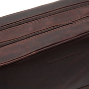
Stefan Full-Grain Leather Toiletry Bag – alternate product view 3