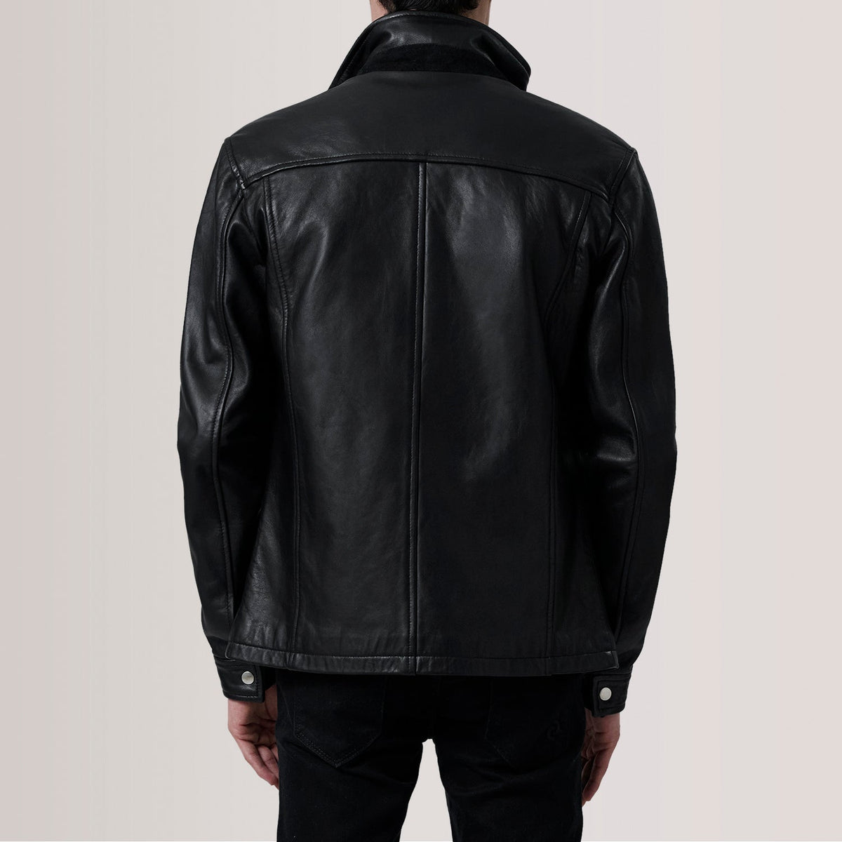 Close-Up Detail of Shirt &amp; Zipper Hardware on Sean Black Leather Classic Jacket For Men