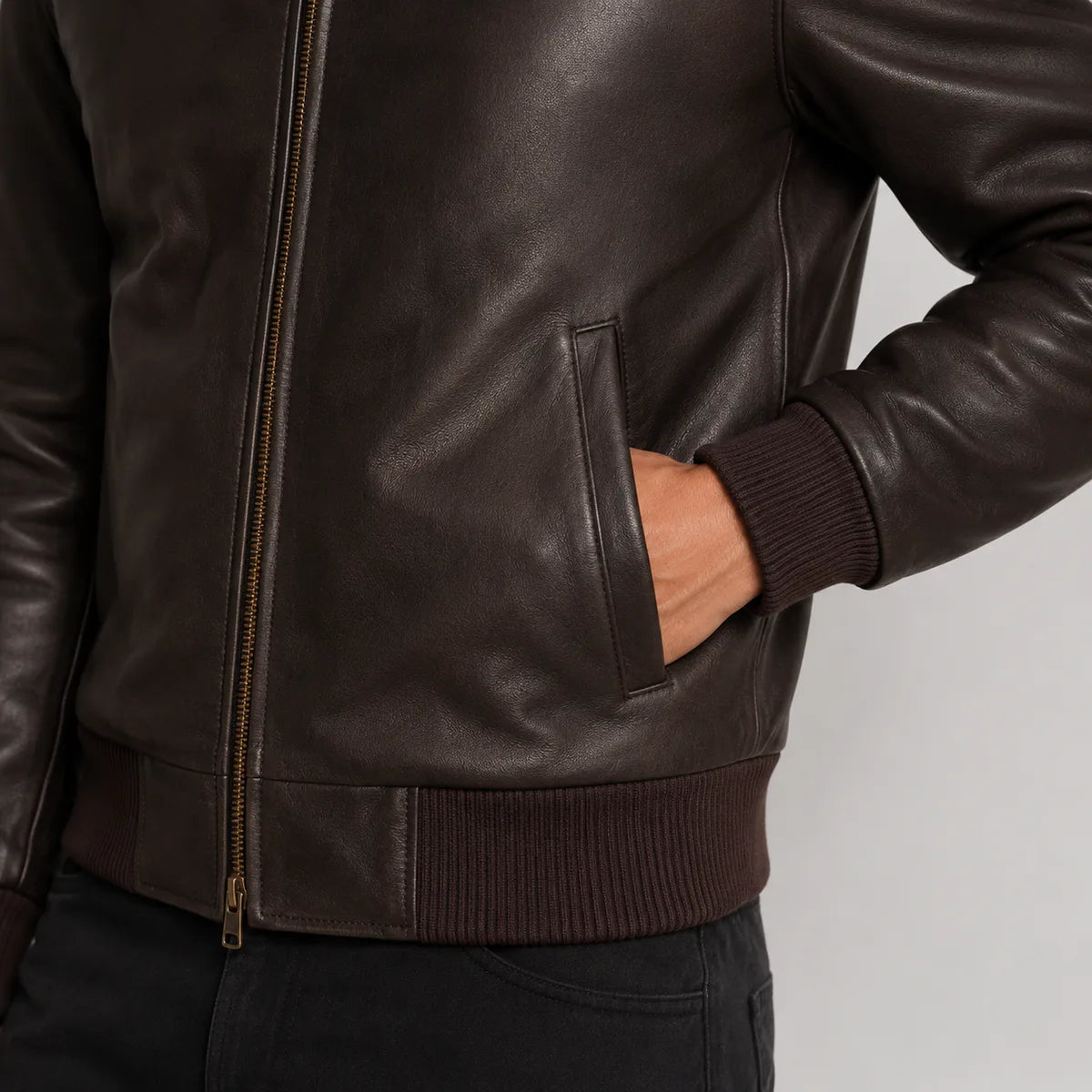Close-Up Detail of Classic Collar &amp; Heavy-Duty Zipper Hardware on Dark Brown Sheepskin Leather Bomber Jacket